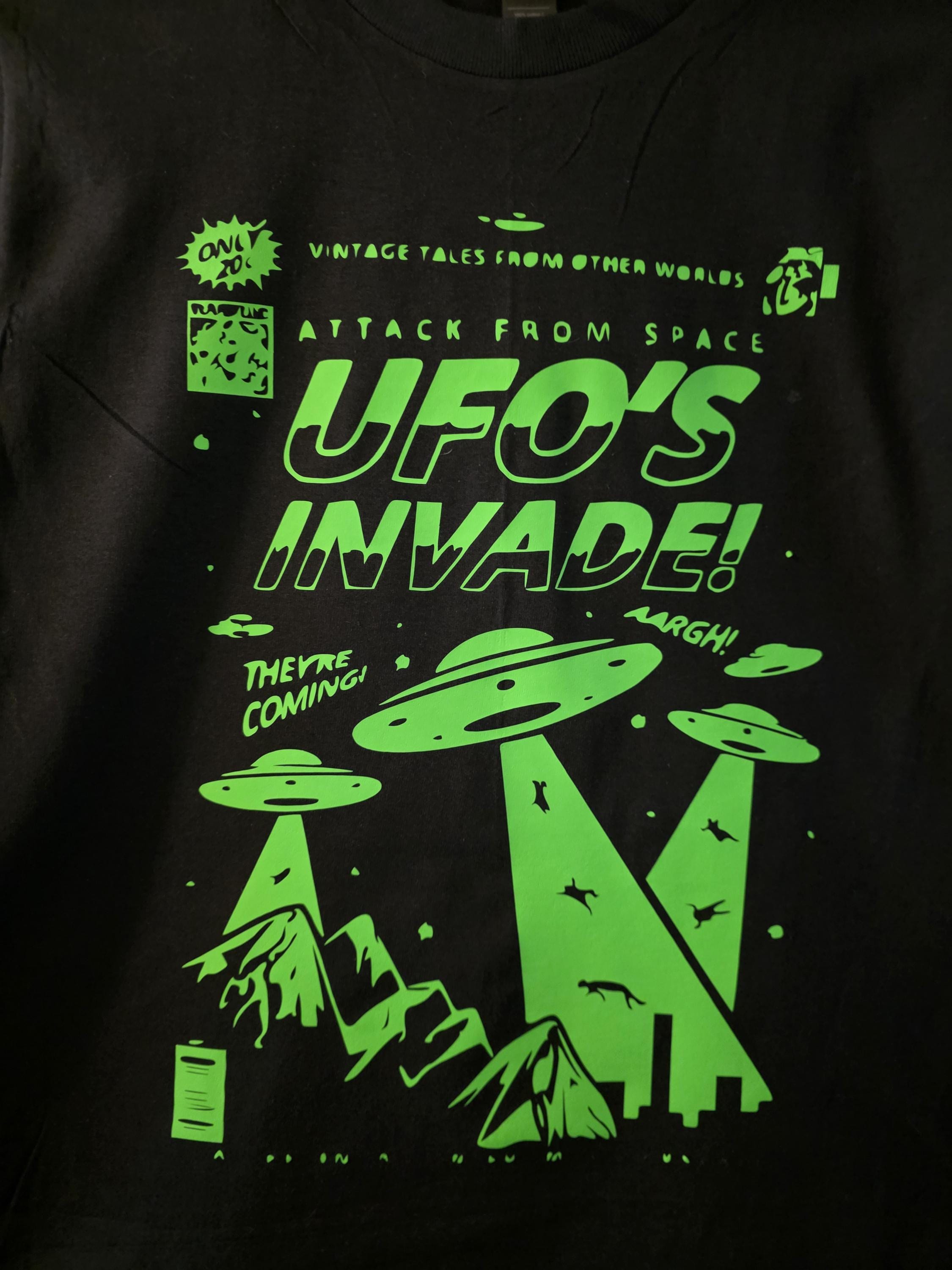 Ufos Invade Graphic Tee